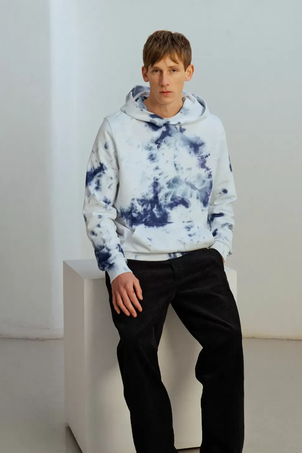 Batik Hoodie Bio Baumwolle - Blau/Off-White
