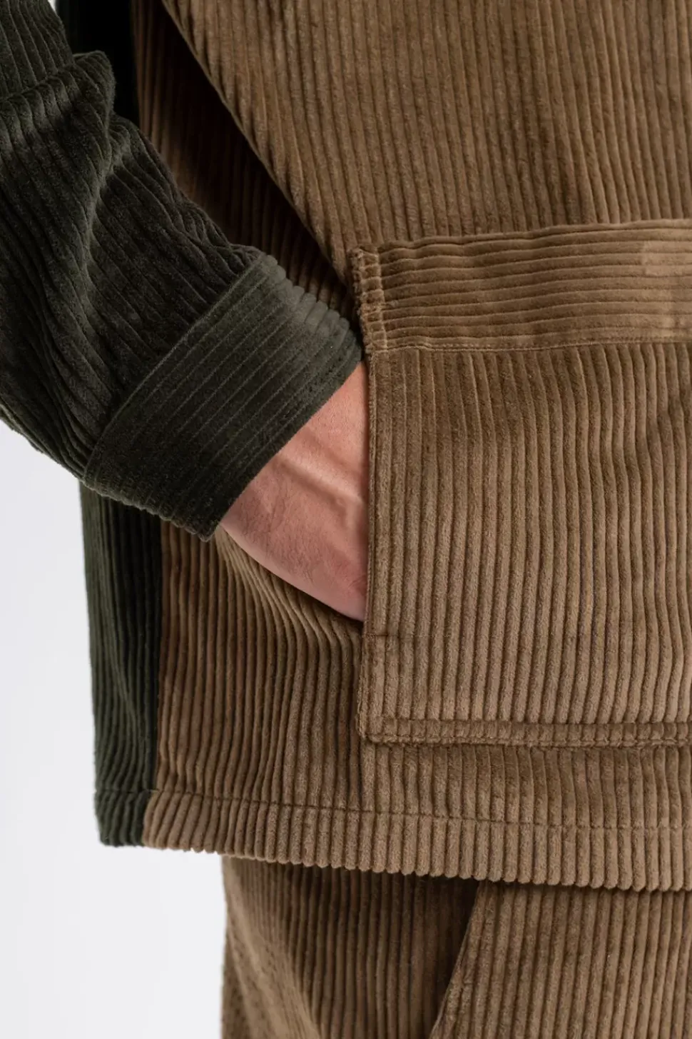 Cordjacke Aus Bio-Baumwolle Beige / Oliv