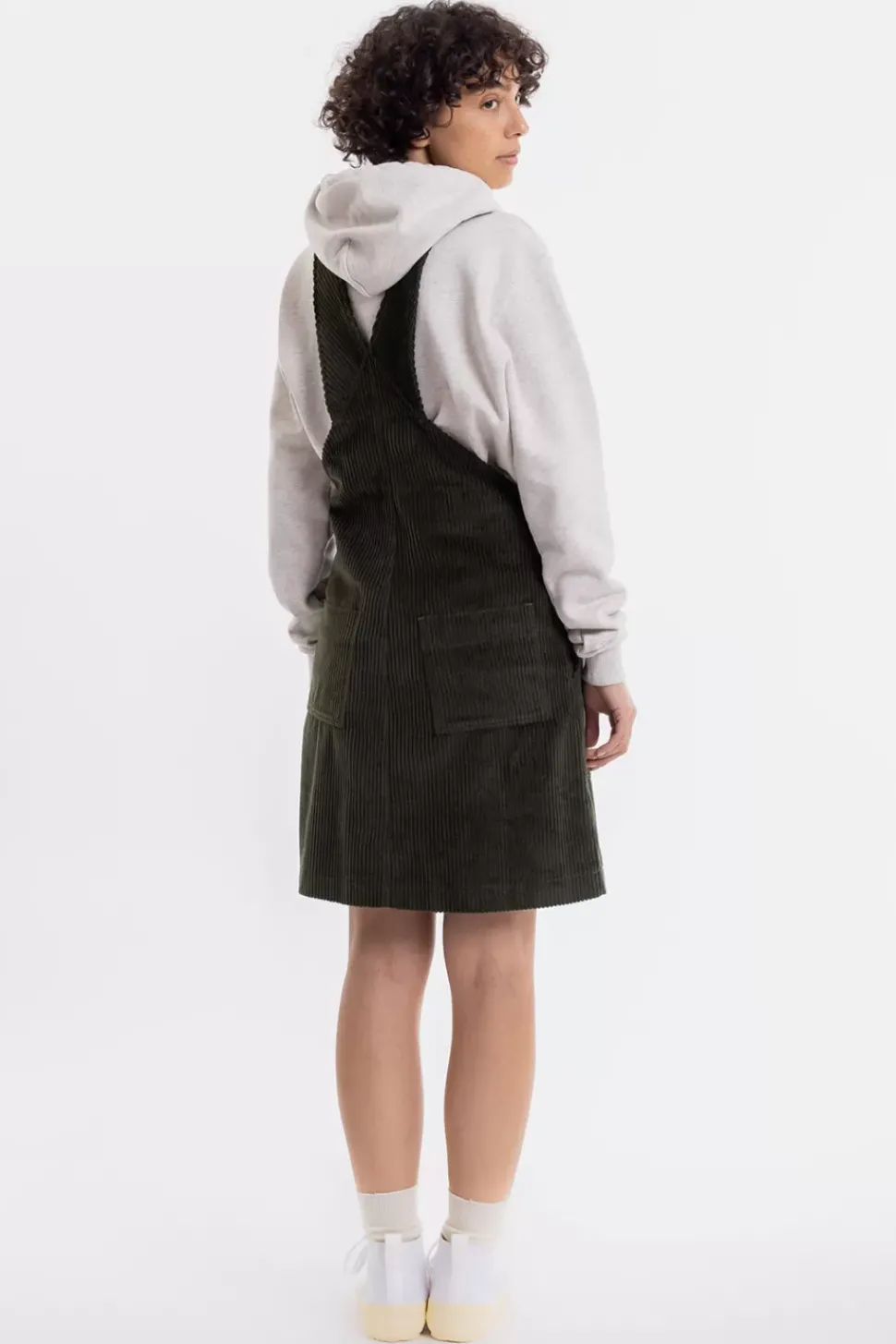 Latzkleid Aus Bio Cord Oliv