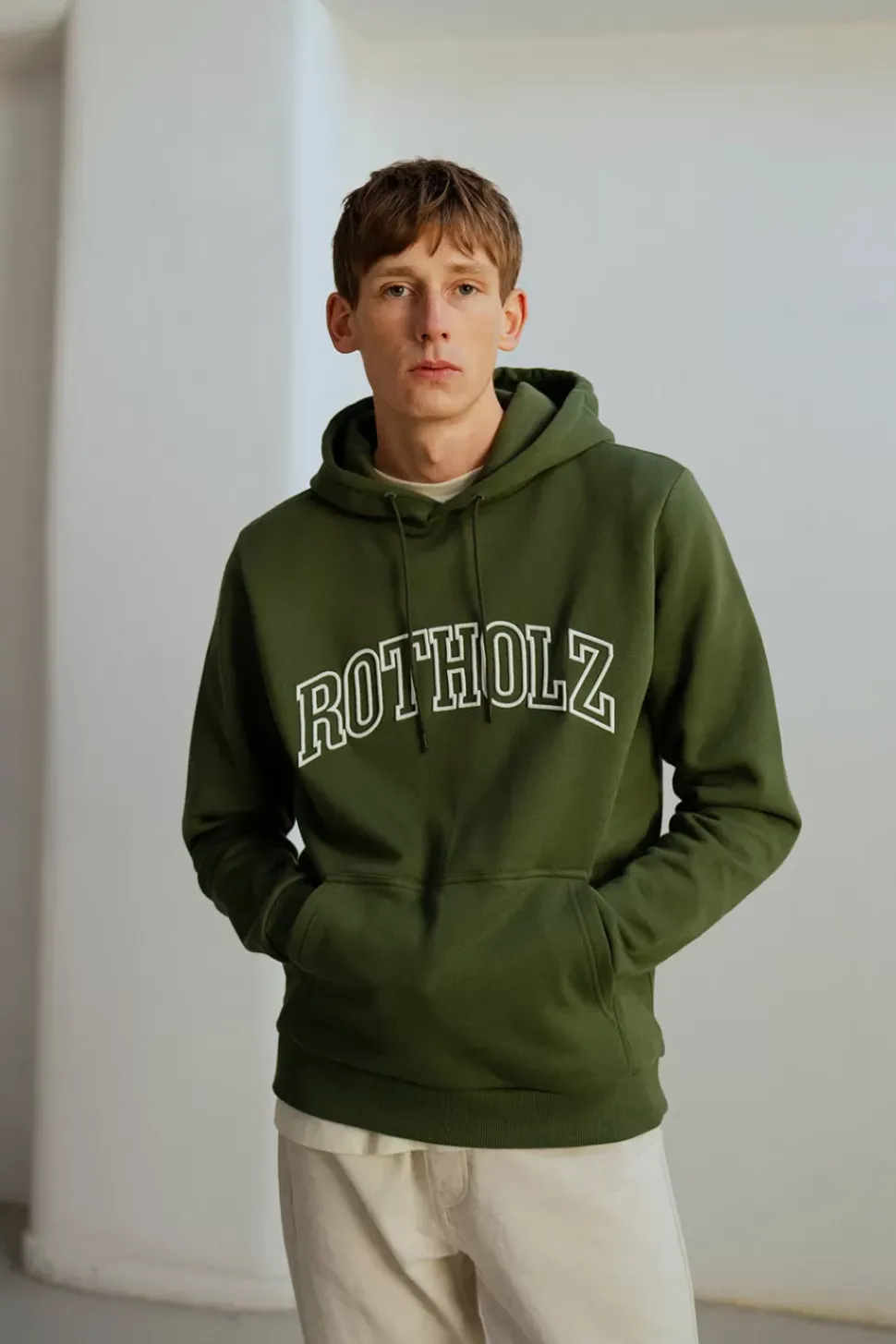 Varsity Logo Hoodie Bio Baumwolle - Grun